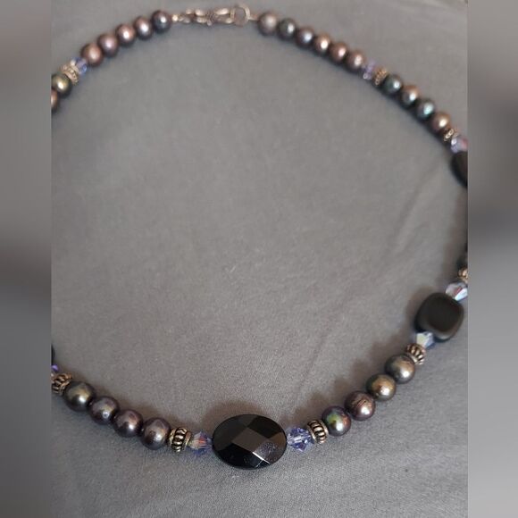 Handmade Genuine Pearl Necklace - Picture 4 of 10